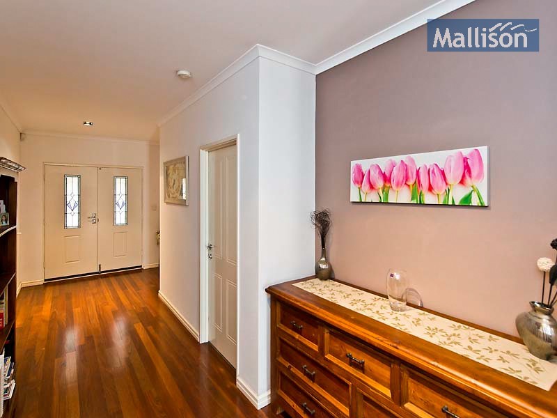 20 Dunbar Way, Canning Vale WA 6155