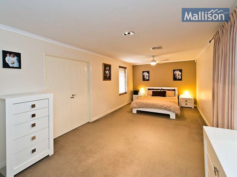 20 Dunbar Way, Canning Vale WA 6155