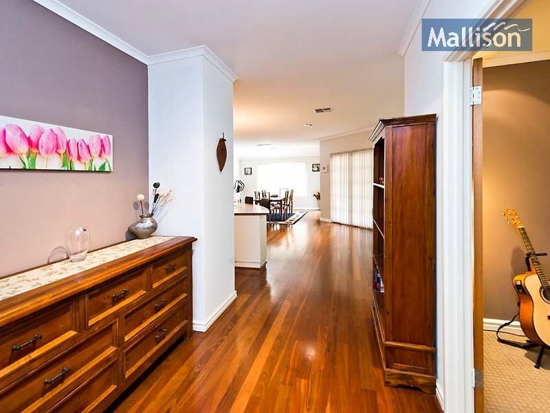 20 Dunbar Way, Canning Vale WA 6155