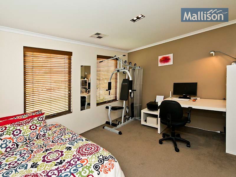 20 Dunbar Way, Canning Vale WA 6155