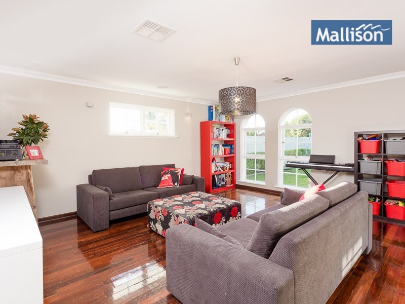 23 Bass Road, Bull Creek WA 6149