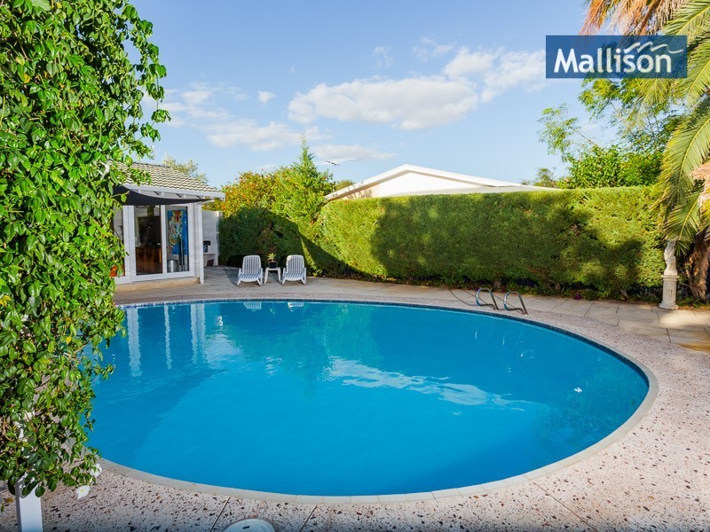 23 Bass Road, Bull Creek WA 6149