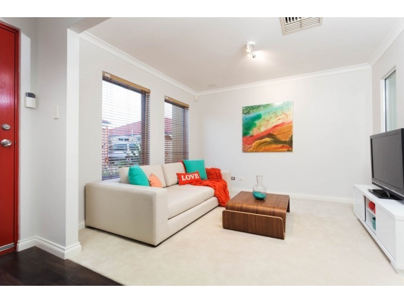 5/25 Ellesmere Circuit, Success WA 6164