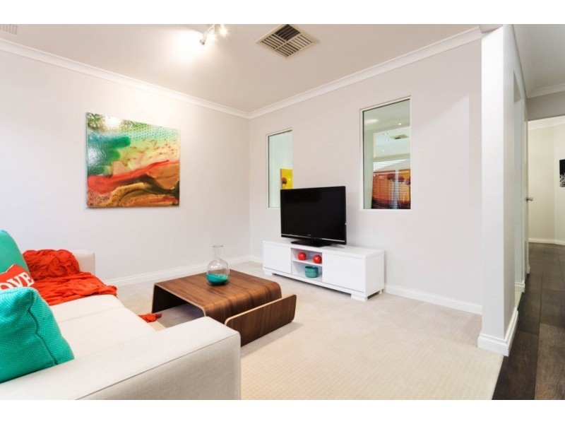 5/25 Ellesmere Circuit, Success WA 6164