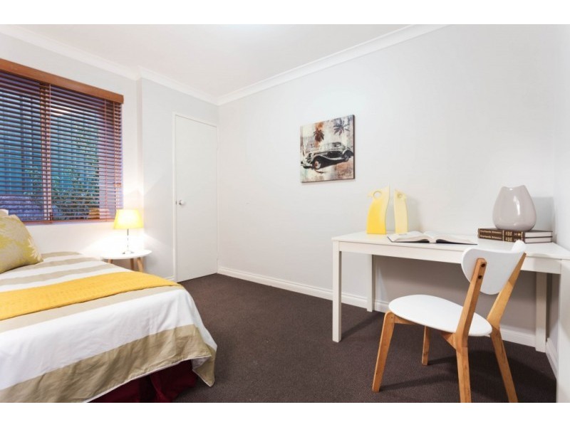 5/25 Ellesmere Circuit, Success WA 6164