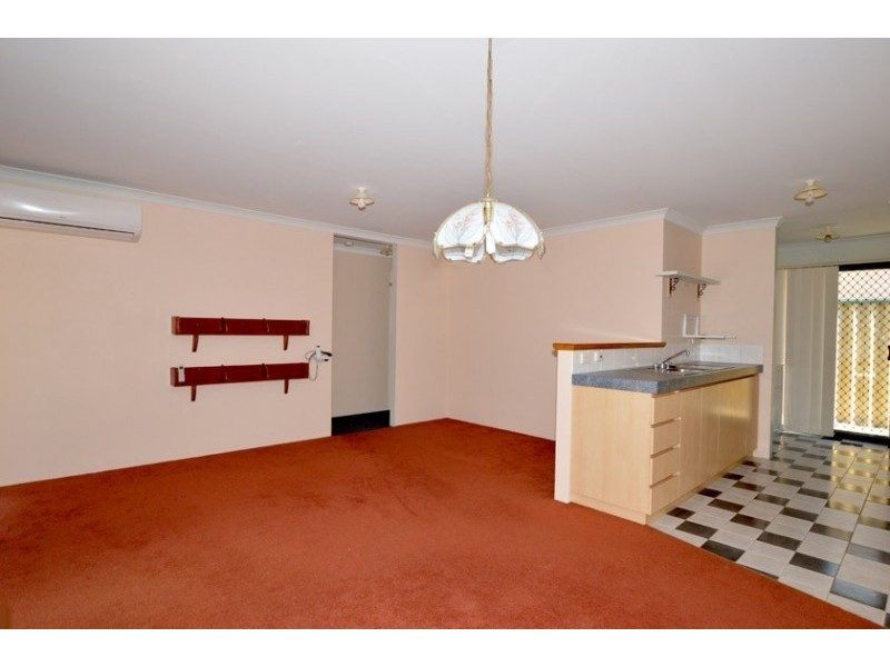 10 Freeling Road, Port Kennedy WA 6172