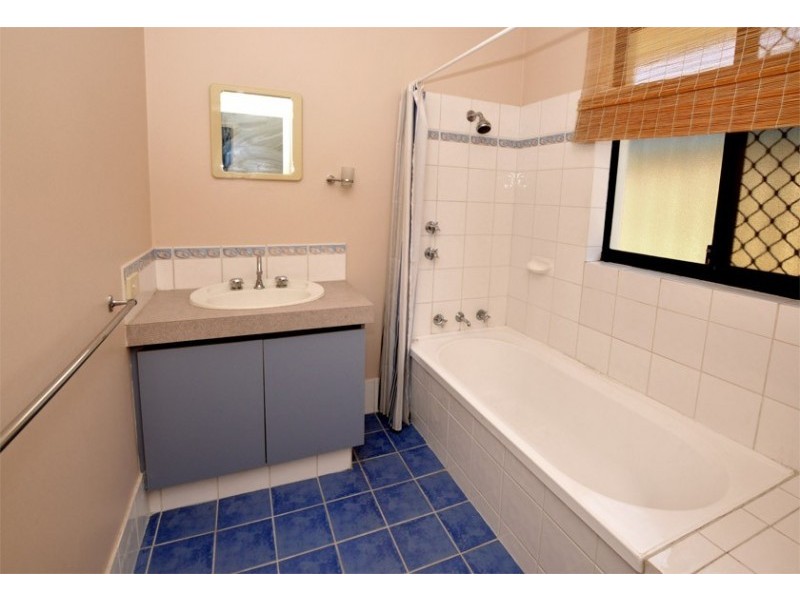 10 Freeling Road, Port Kennedy WA 6172