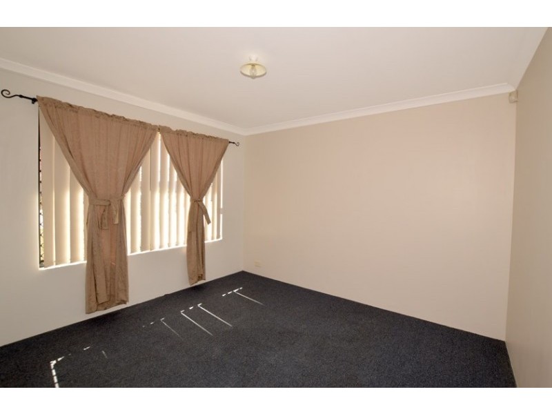 10 Freeling Road, Port Kennedy WA 6172