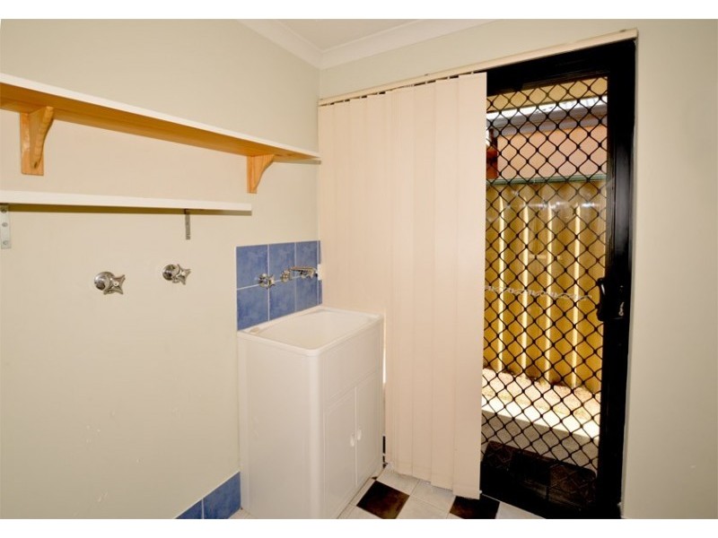 10 Freeling Road, Port Kennedy WA 6172