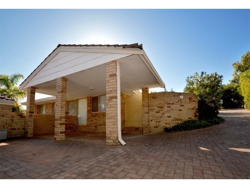 22/1-3 Stanbury Place, Kardinya WA 6163