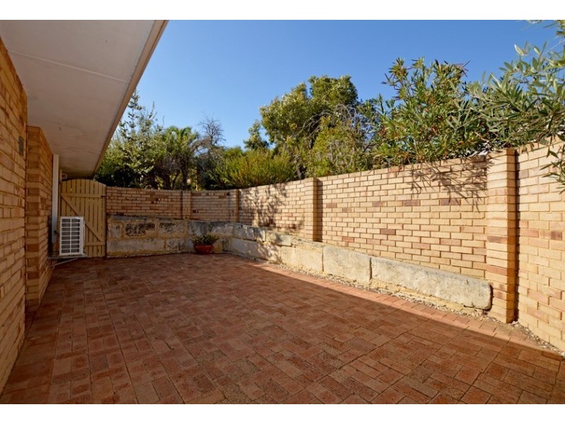 22/1-3 Stanbury Place, Kardinya WA 6163