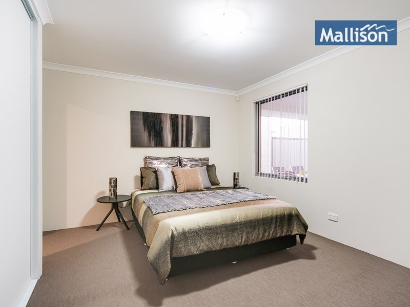 10B Terracina Parkway, Piara Waters WA 6112