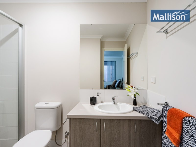 10B Terracina Parkway, Piara Waters WA 6112