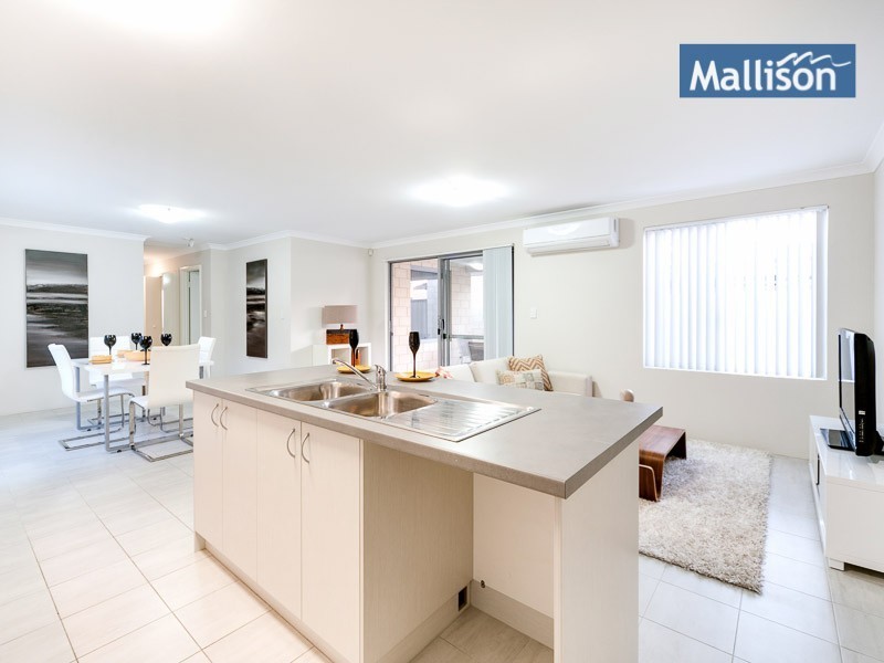 10B Terracina Parkway, Piara Waters WA 6112