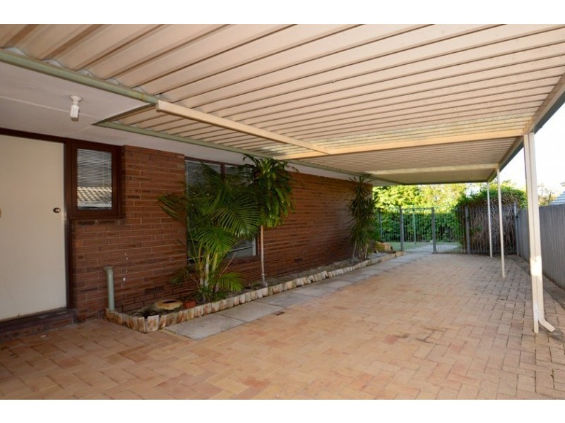 32 Redoubt Road, Willetton WA 6155