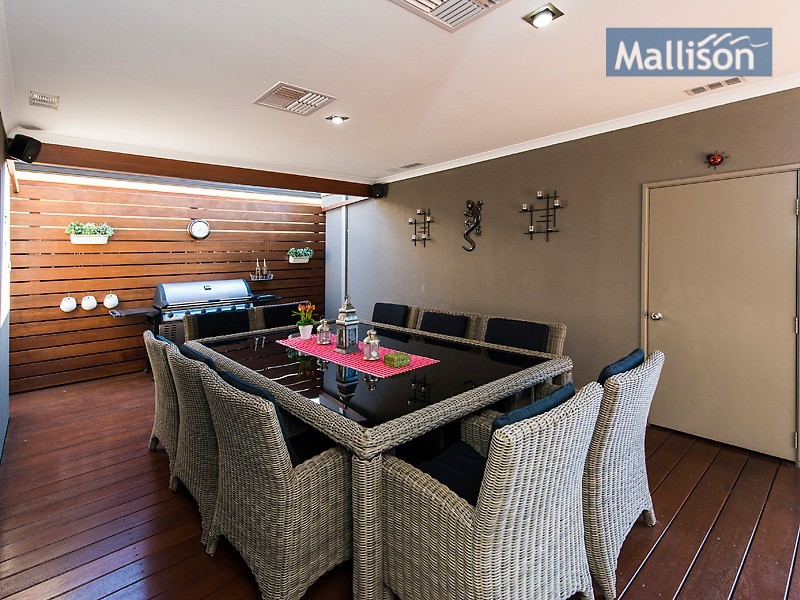 24 Admiralty Road, Canning Vale WA 6155