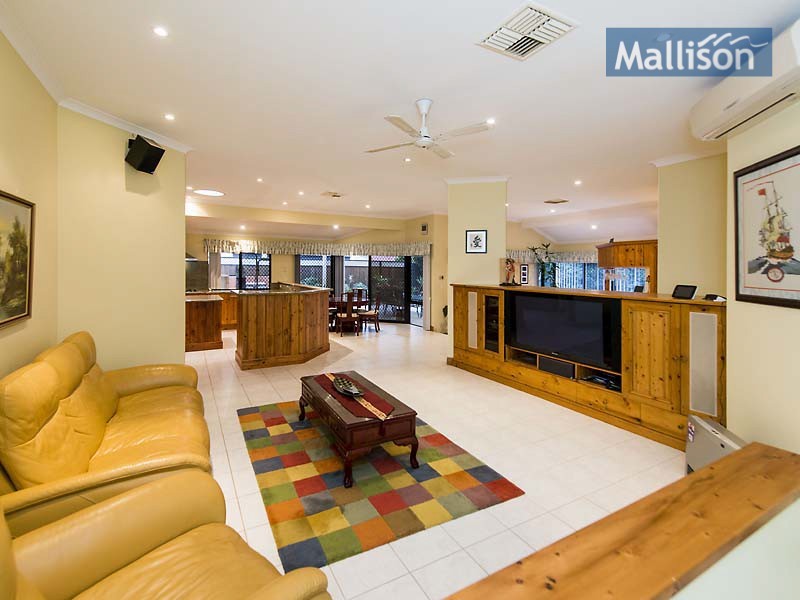 32 Burtonia Place, Canning Vale WA 6155