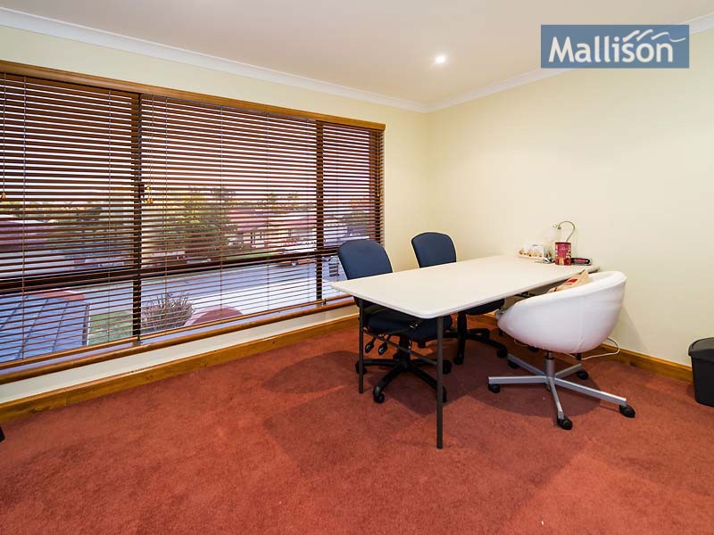 32 Burtonia Place, Canning Vale WA 6155