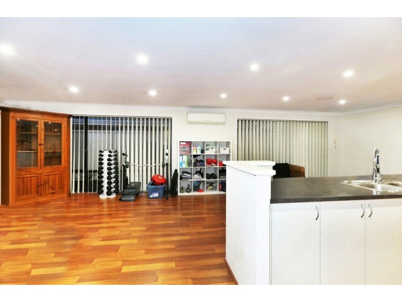 12 Dunsky Pass, Secret Harbour WA 6173