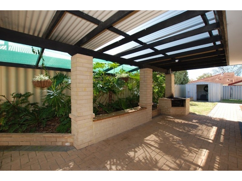 4 Silvereye Court, Beeliar WA 6164