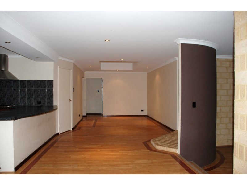 8 Wauhop Circle, Beeliar WA 6164