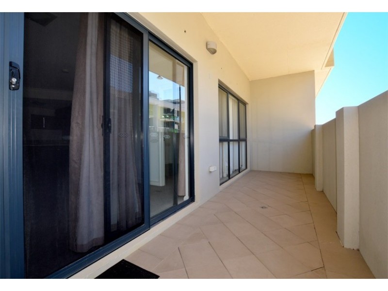 5/9 Linkage Avenue, Cockburn Central WA 6164