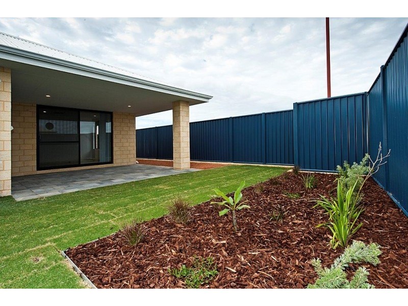8 Benger Way, Baldivis WA 6171
