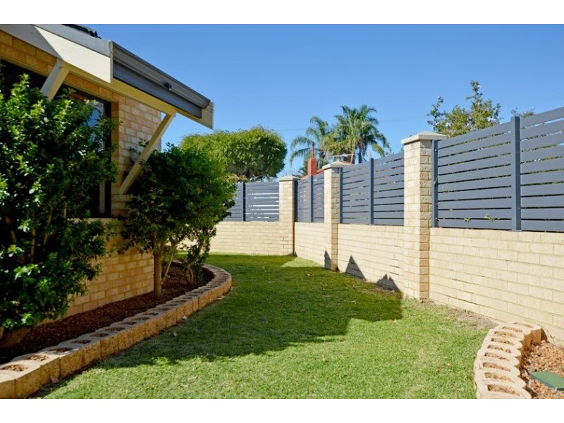 1/70 Carcoola Street, Nollamara WA 6061