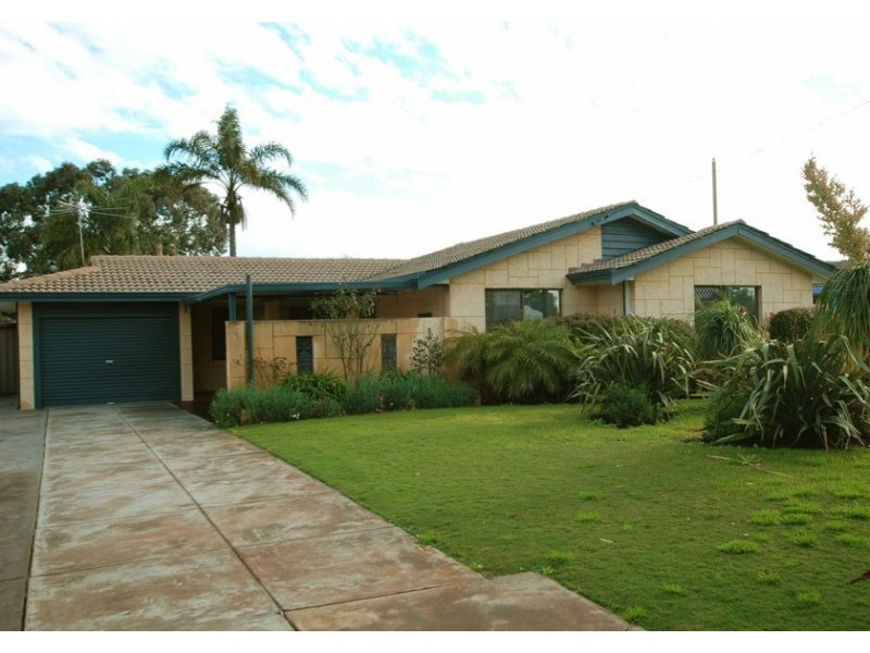 11 Abercairn Way, Parkwood WA 6147