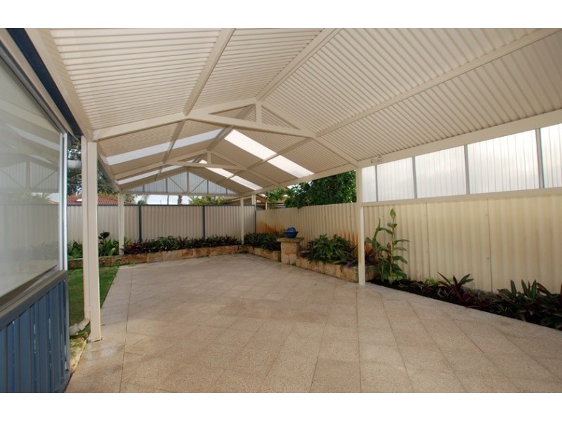 11 Abercairn Way, Parkwood WA 6147