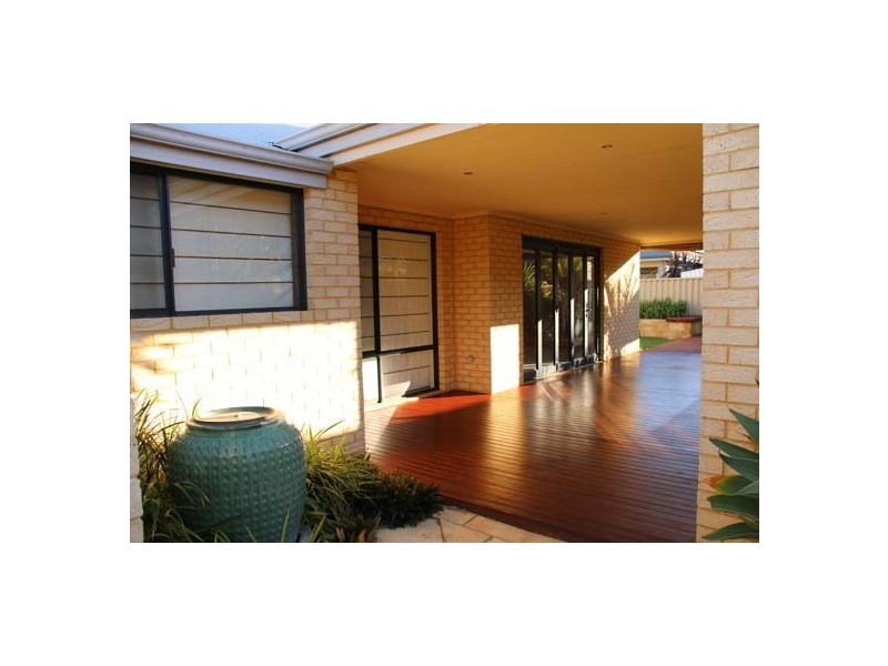 14 Vetiver Link, Atwell WA 6164