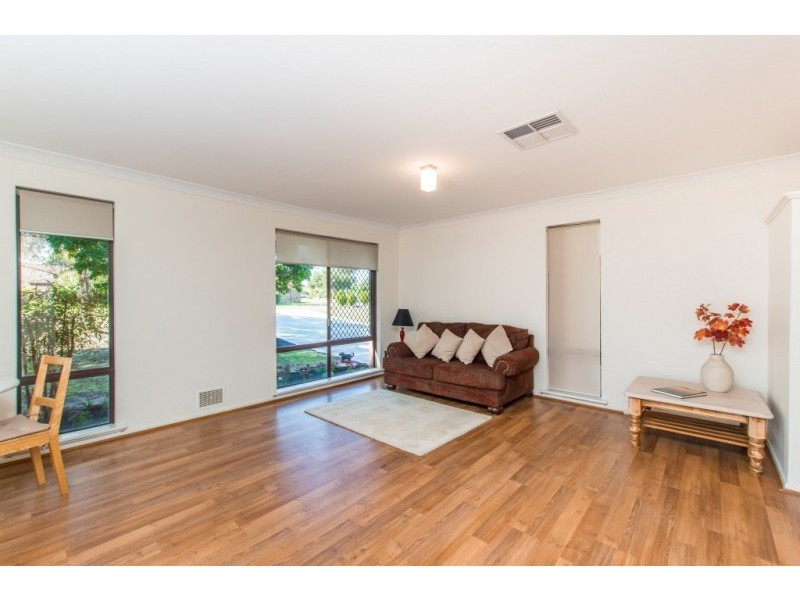 8 Teague Close, Bull Creek WA 6149