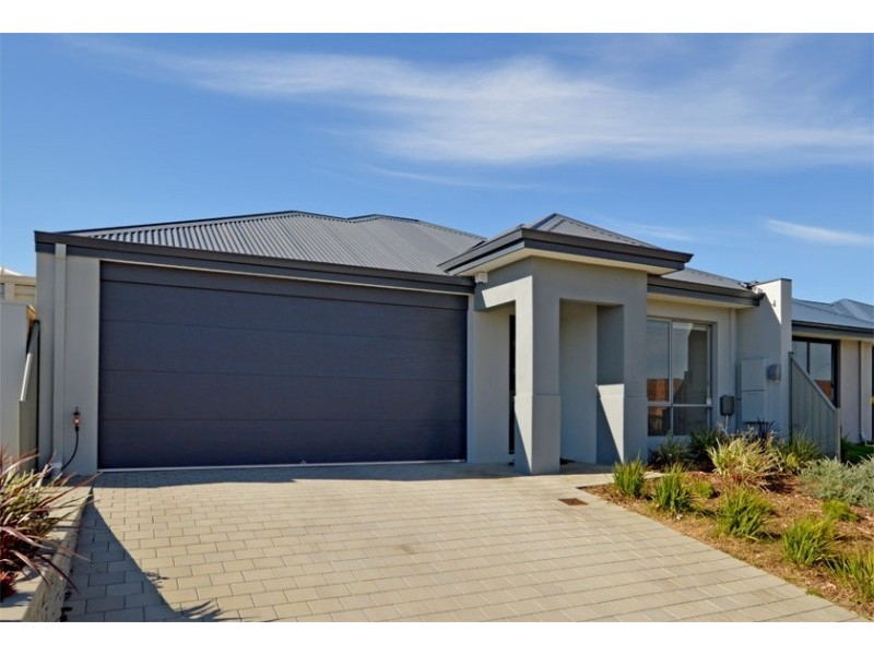 34 Goldfields Loop, Wandi WA 6167