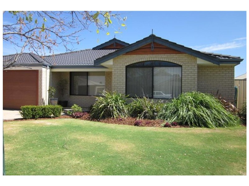 20 Pastrana Crescent, Port Kennedy WA 6172