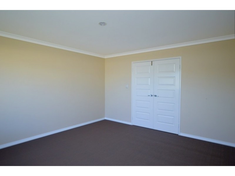 5 Morton Avenue, Wellard WA 6170