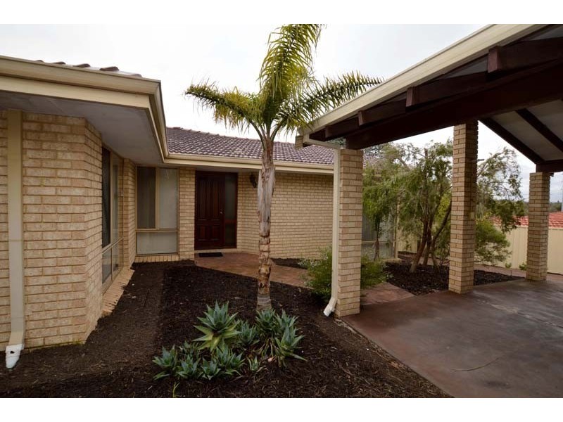 14B Castlemain Heights, Leeming WA 6149