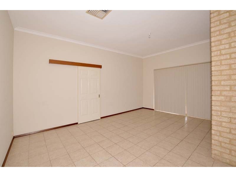 14B Castlemain Heights, Leeming WA 6149