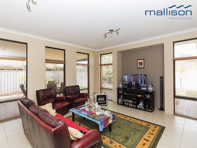 71 Nottely Crescent, Secret Harbour WA 6173