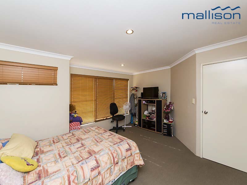 71 Nottely Crescent, Secret Harbour WA 6173