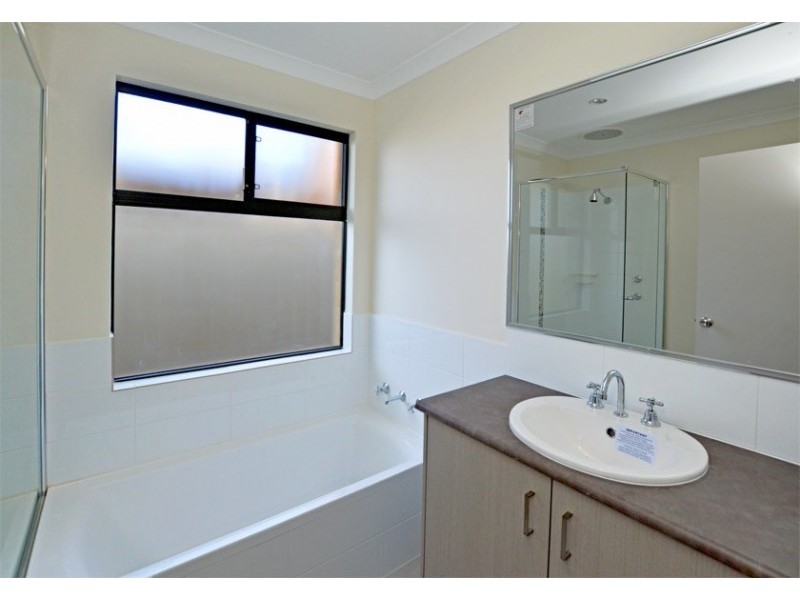 1/9 Hunt Street, Thornlie WA 6108