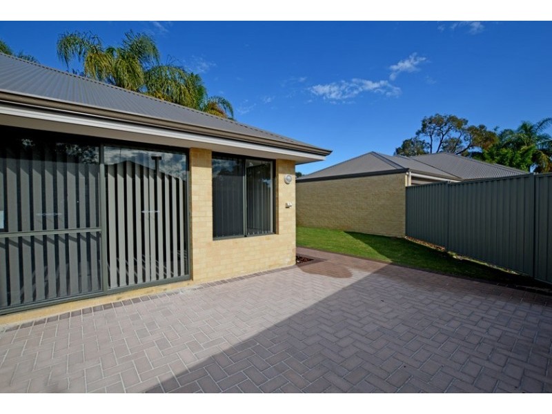1/9 Hunt Street, Thornlie WA 6108