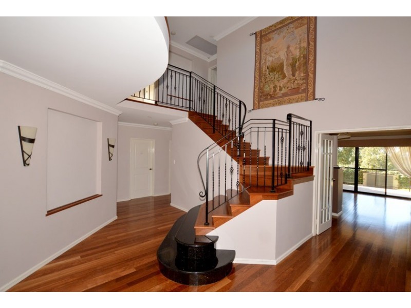 33 Giudice Way, Yangebup WA 6164