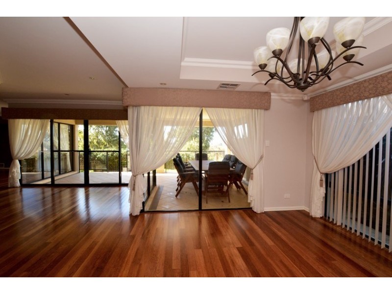33 Giudice Way, Yangebup WA 6164