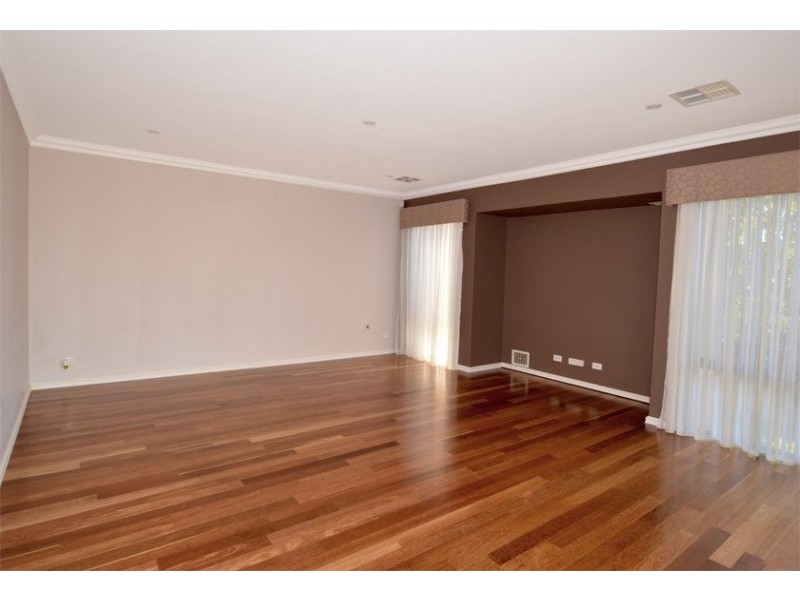 33 Giudice Way, Yangebup WA 6164