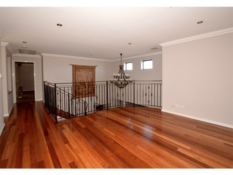 33 Giudice Way, Yangebup WA 6164