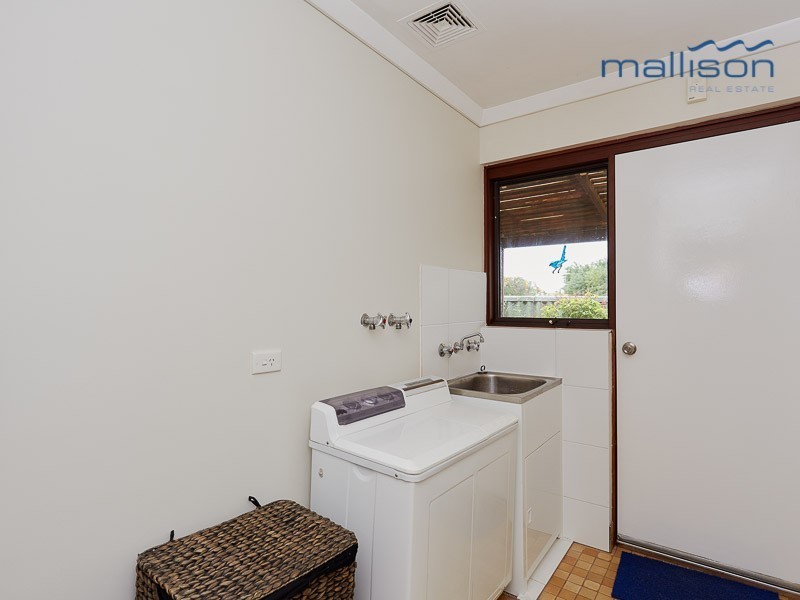 8/21 Copperwaite Road, Kardinya WA 6163