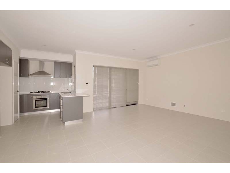 9/48 Plunkett Turn, Canning Vale WA 6155
