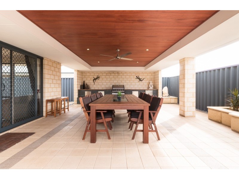 15 Granby Road, Secret Harbour WA 6173