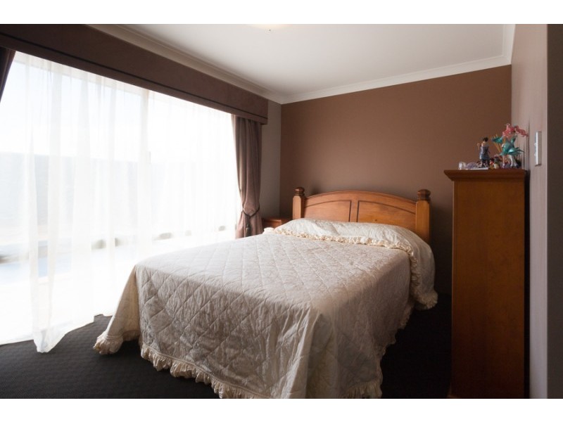 15 Granby Road, Secret Harbour WA 6173