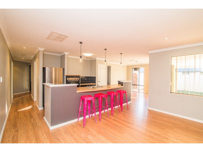 30 Buttercup Crescent, High Wycombe WA 6057